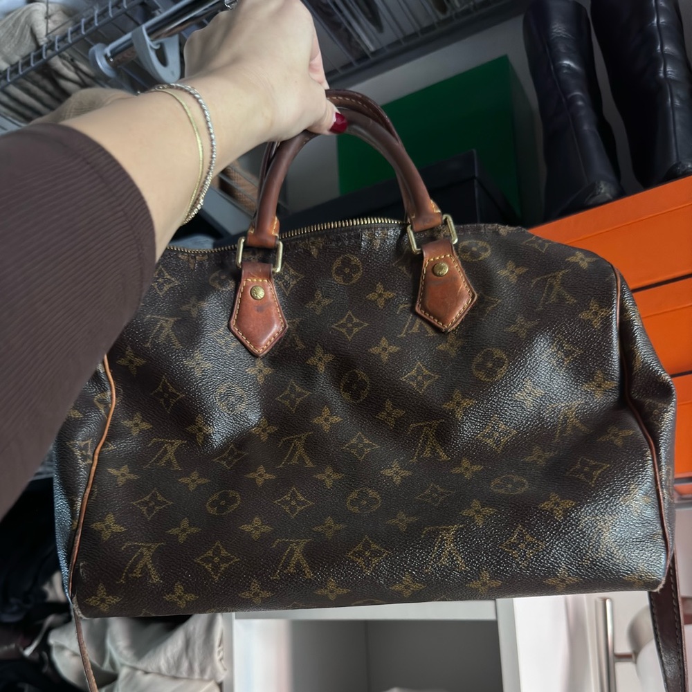 Louis Vuitton Speedy with Strap 👠